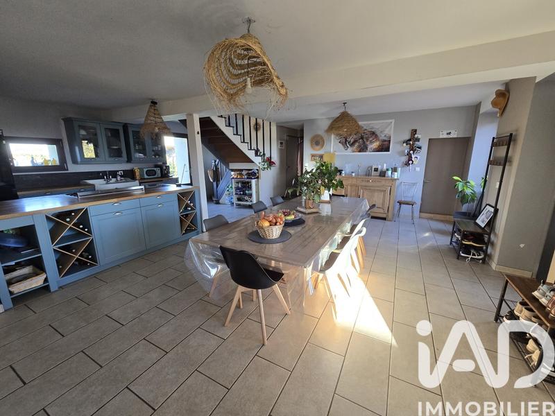Maison de campagne - 236 m² - 7 pièces