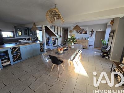 Maison de campagne - 236 m² - 7 pièces