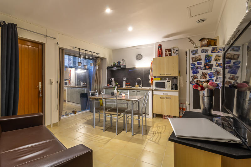 Immeuble - 165 m² - 11 pièces