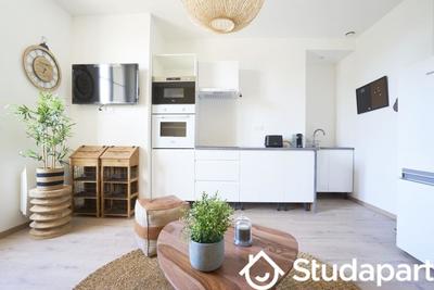 Chambre - 9 m² - 1 pièce