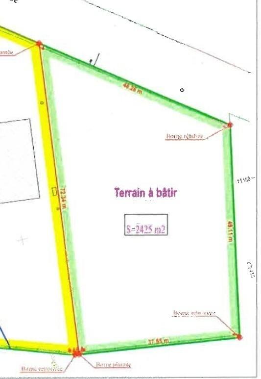 Terrain industriel - 2 425 m²