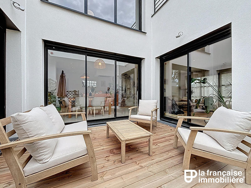 Maison - 145 m² - 6 pièces