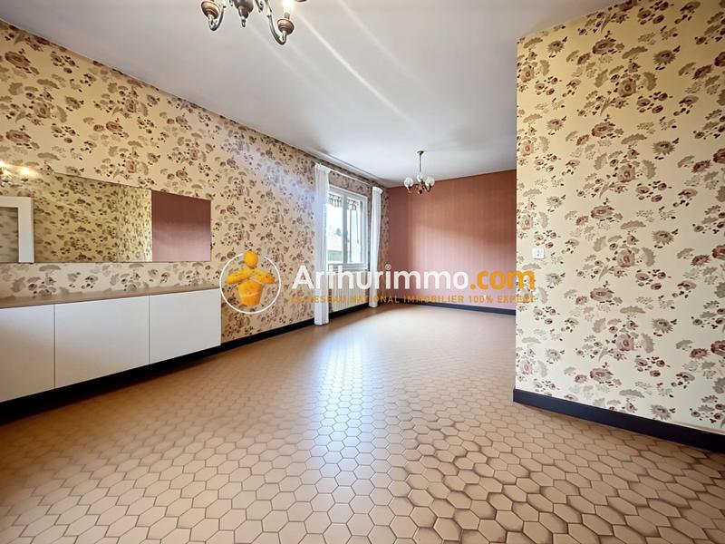 Maison - 80 m² - 4 pièces