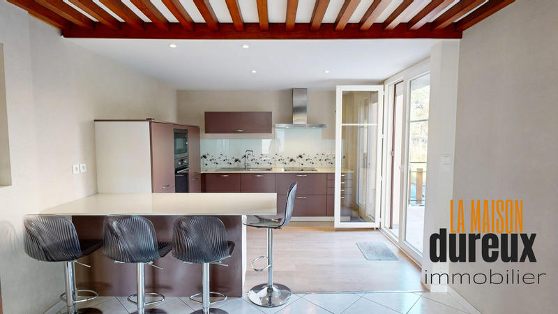 Maison - 159 m² - 6 pièces