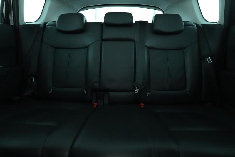 Peugeot 3008 1.6 Blue-HDi Feline Eat6 120 ch