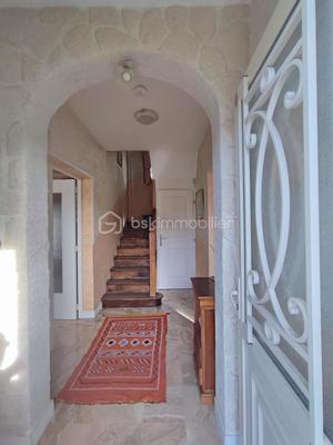 Maison - 96 m² - 5 pièces