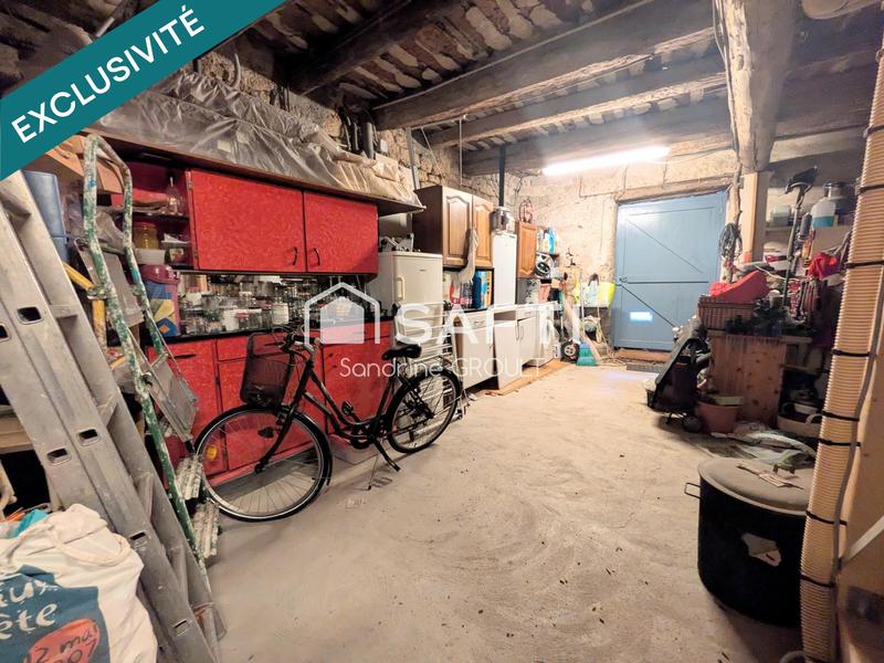 Maison - 230 m² - 10 pièces