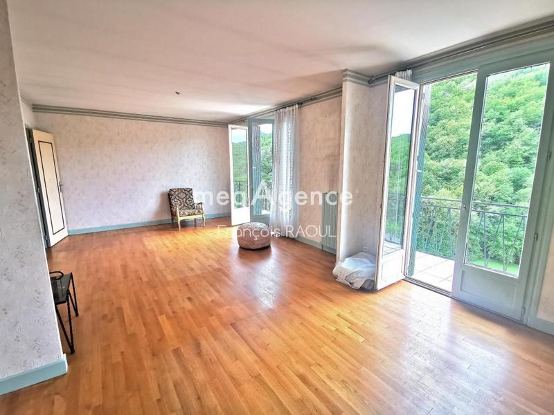 Maison - 143 m² - 6 pièces