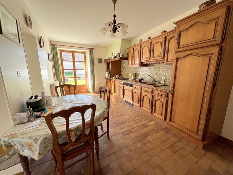 Maison - 188 m² - 7 pièces