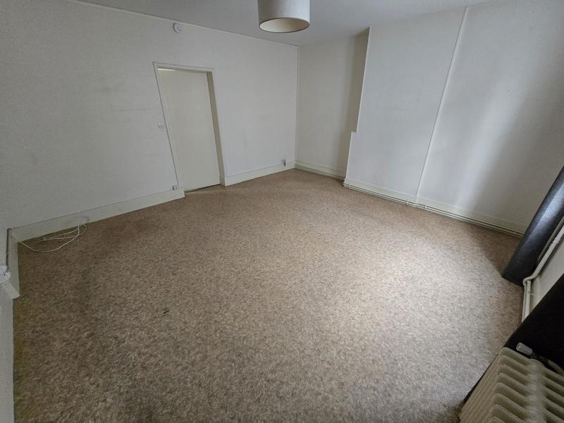 Immeuble - 105 m² - 6 pièces