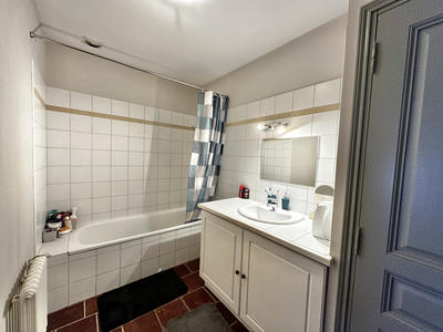 Appartement - 82 m² - 3 pièces