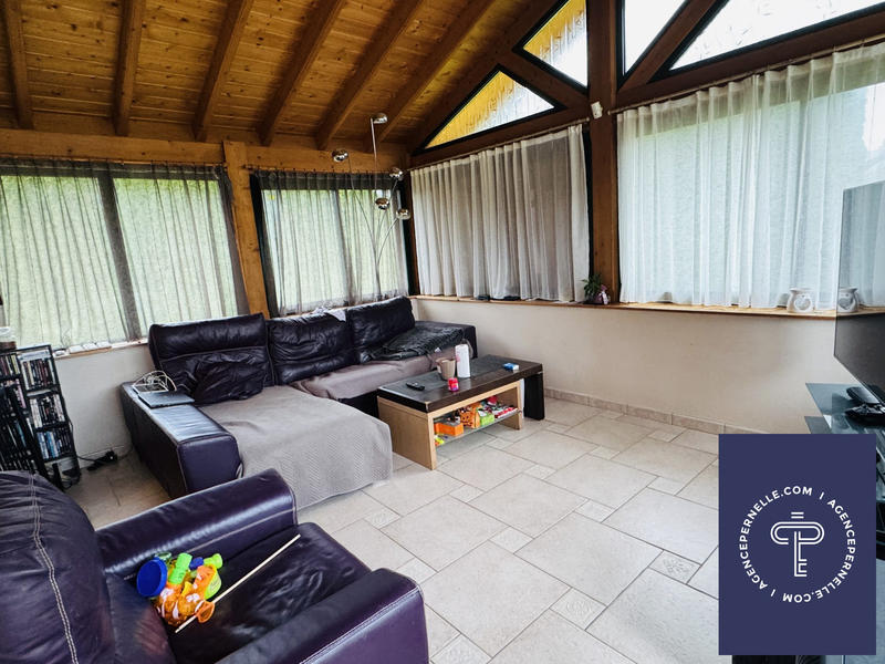 Maison - 110 m² - 6 pièces