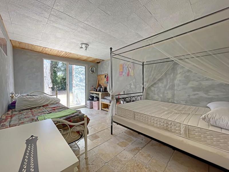 Maison - 274 m² - 7 pièces