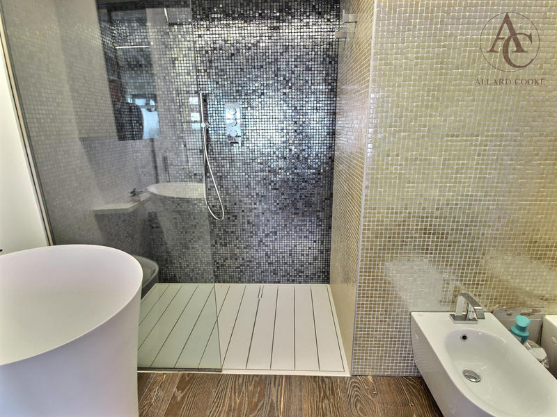 Appartement - 97 m² - 5 pièces