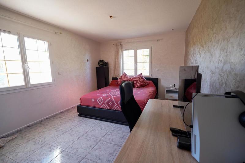 Maison - 167 m² - 5 pièces