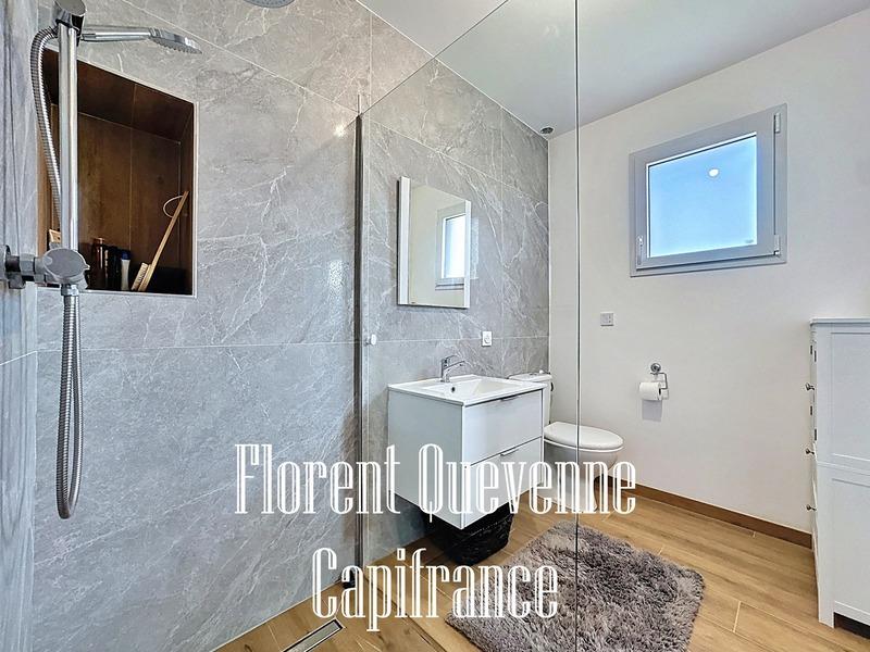 Maison - 166 m² - 6 pièces