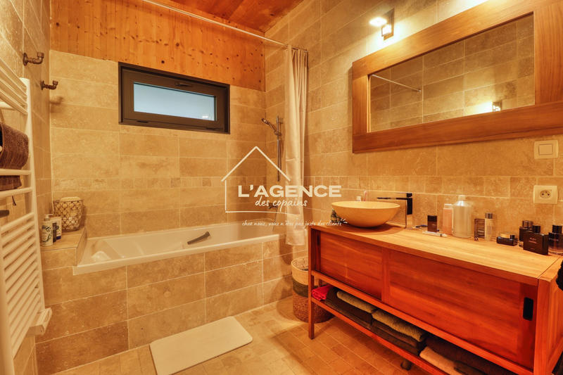 Maison contemporaine - 126 m² - 8 pièces