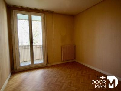 Appartement - 97 m² - 4 pièces