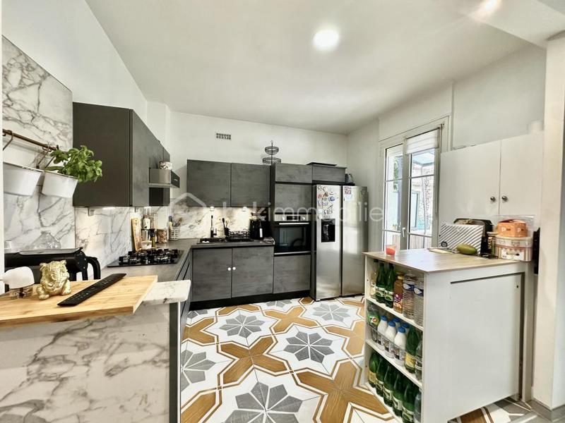 Pavillon - 100 m² - 6 pièces