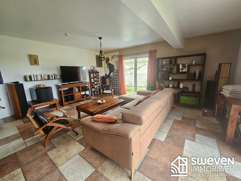 Maison traditionnelle - 119 m² - 5 pièces