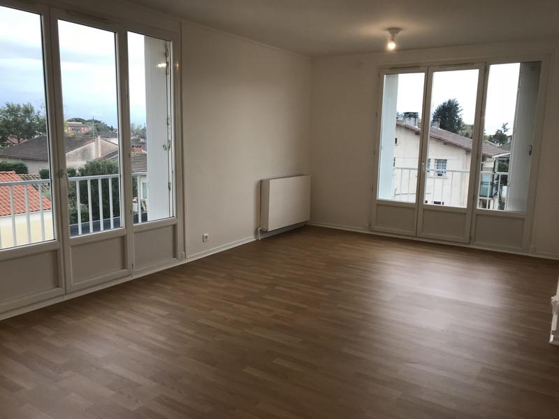 Appartement - 83 m² - 4 pièces