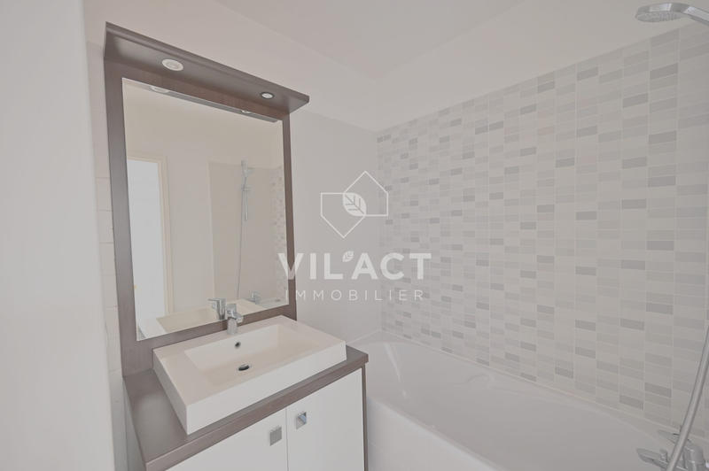 Appartement - 57 m² - 3 pièces