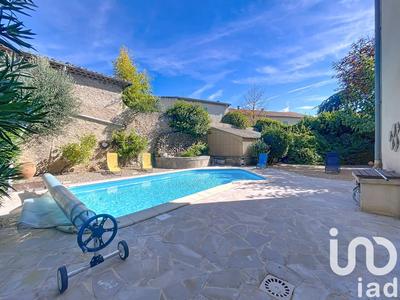 Maison - 217 m² - 8 pièces