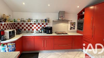 Maison - 98 m² - 4 pièces