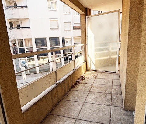 Appartement - 60 m² - 2 pièces