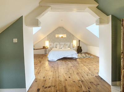 Maison - 95 m² - 5 pièces