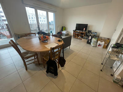 Appartement - 64 m² - 3 pièces