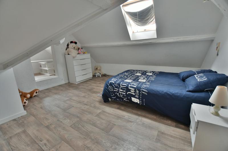 Maison - 184 m² - 6 pièces