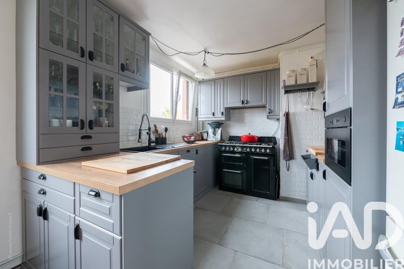 Appartement - 80 m² - 5 pièces