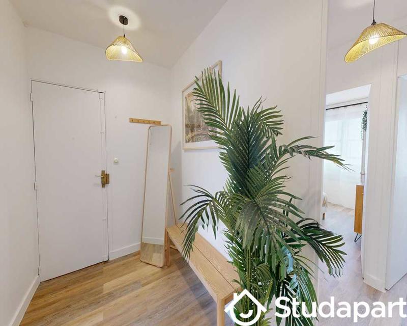 Chambre - 100 m² - 1 pièce