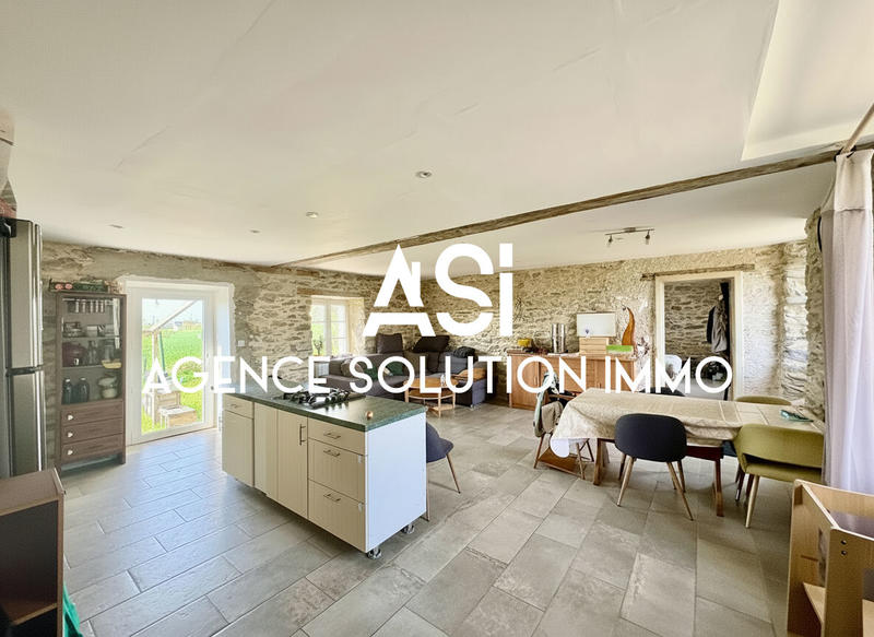 Maison - 95 m² - 5 pièces