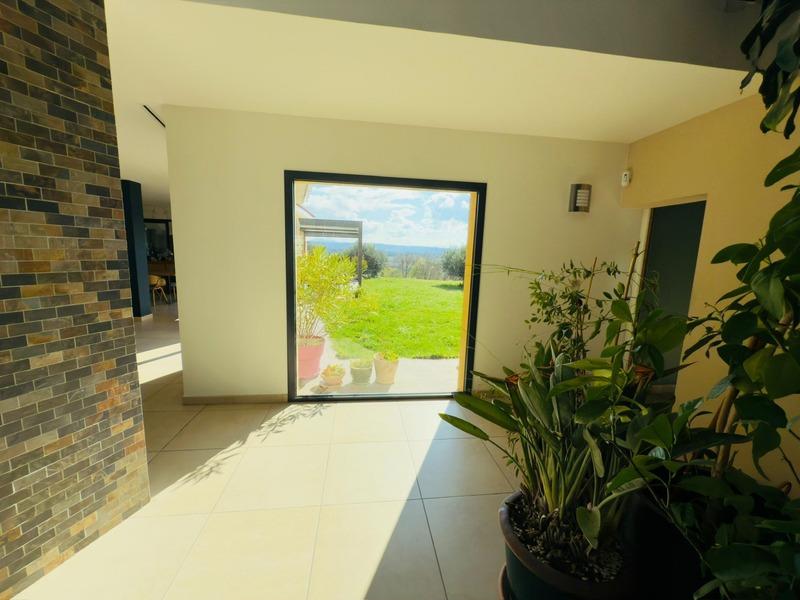 Maison - 380 m² - 11 pièces