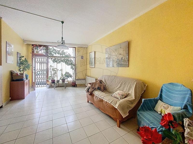 Maison - 98 m² - 5 pièces