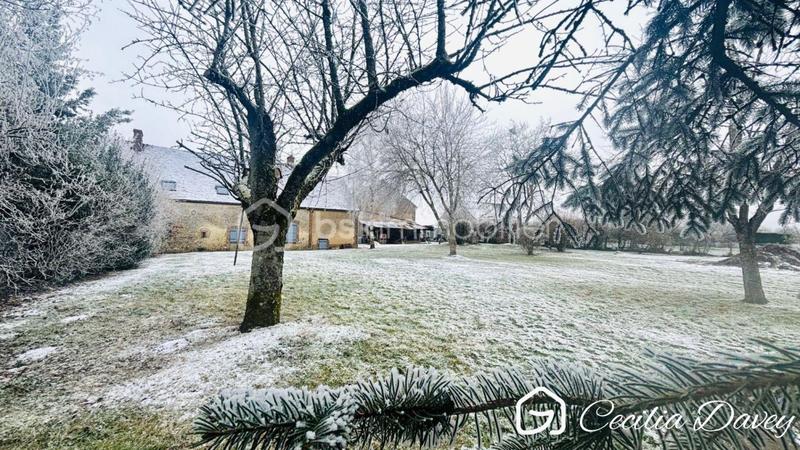 Propriété - 160 m² - 6 pièces