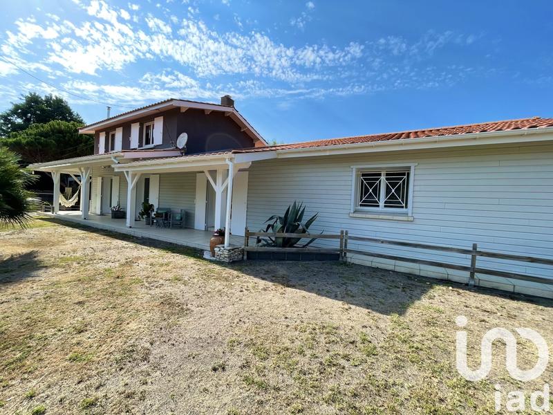 Maison - 180 m² - 7 pièces