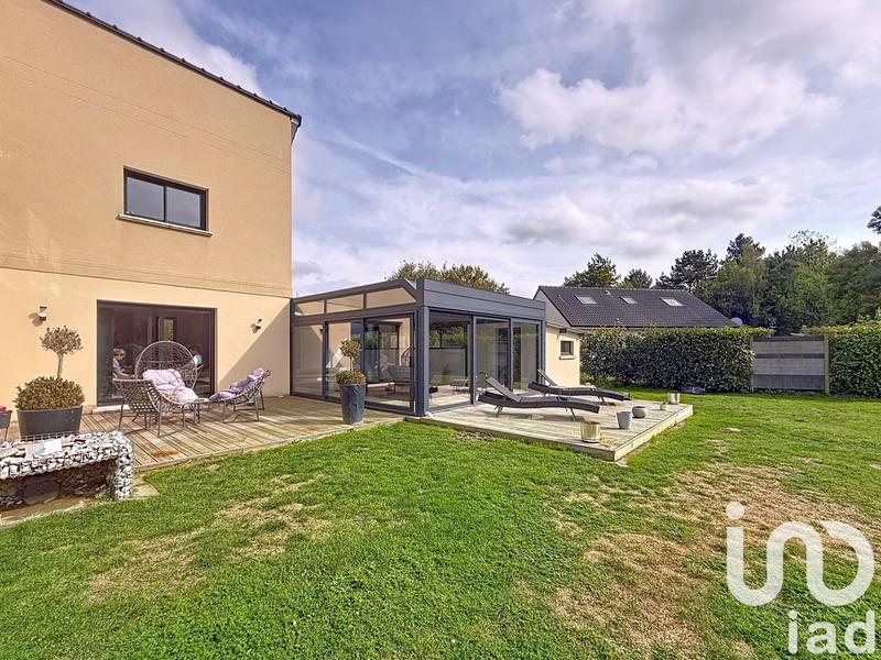 Maison - 225 m² - 8 pièces