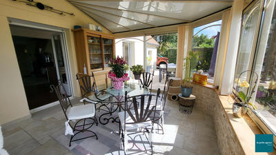 Maison contemporaine - 140 m² - 7 pièces