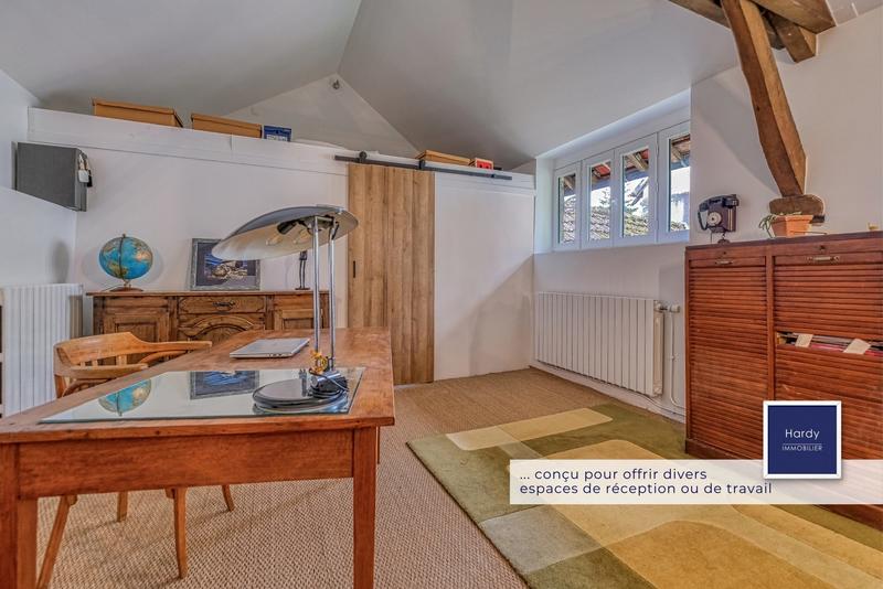 Maison ancienne - 235 m² - 7 pièces