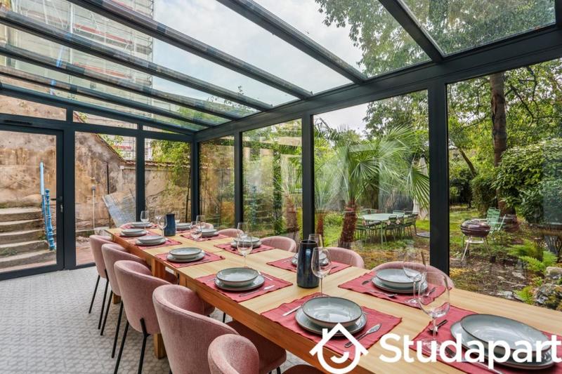 Chambre - 10 m² - 1 pièce