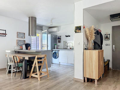 Appartement - 72 m² - 3 pièces