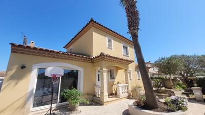 Maison - 183 m² - 6 pièces