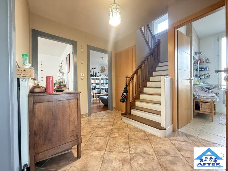 Maison - 145 m² - 8 pièces