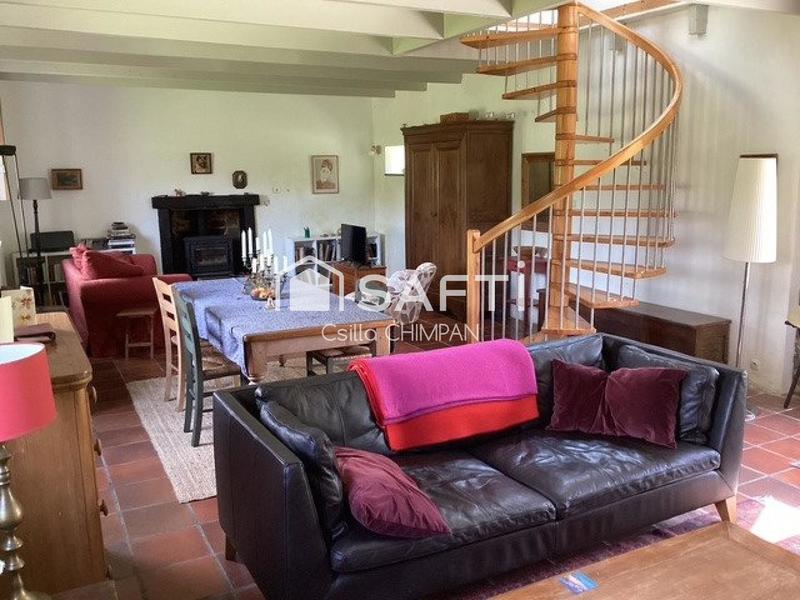 Maison - 186 m² - 6 pièces