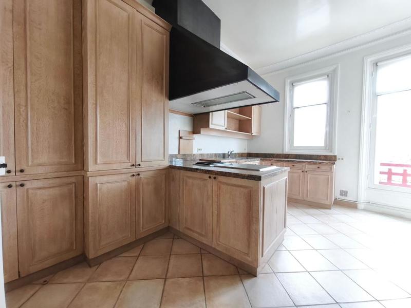 Appartement - 172 m² - 5 pièces