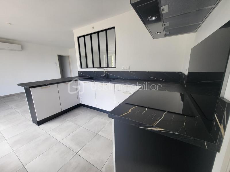 Maison - 102 m² - 4 pièces