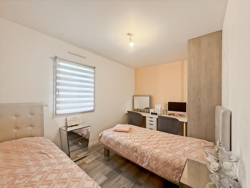 Maison - 97 m² - 6 pièces